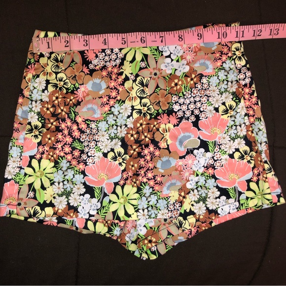 NWT Forever 21 Girl’s Floral Skort - Picture 3 of 7